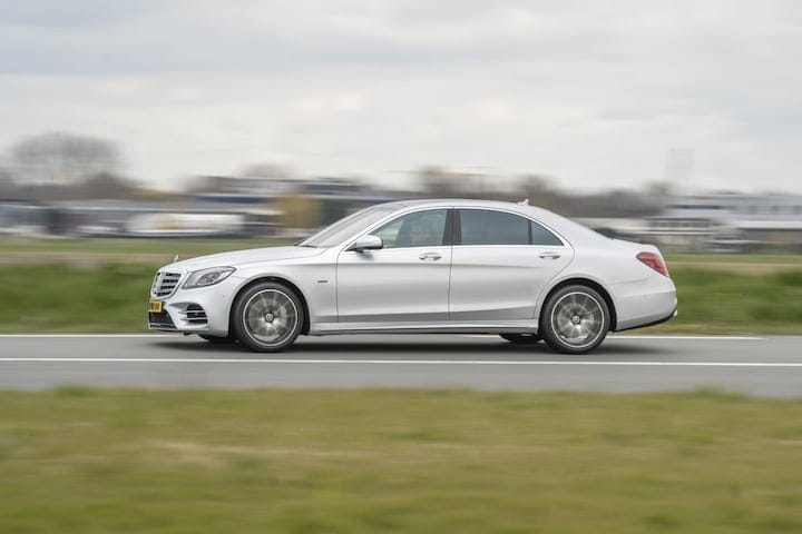 Mercedes-Benz S560e