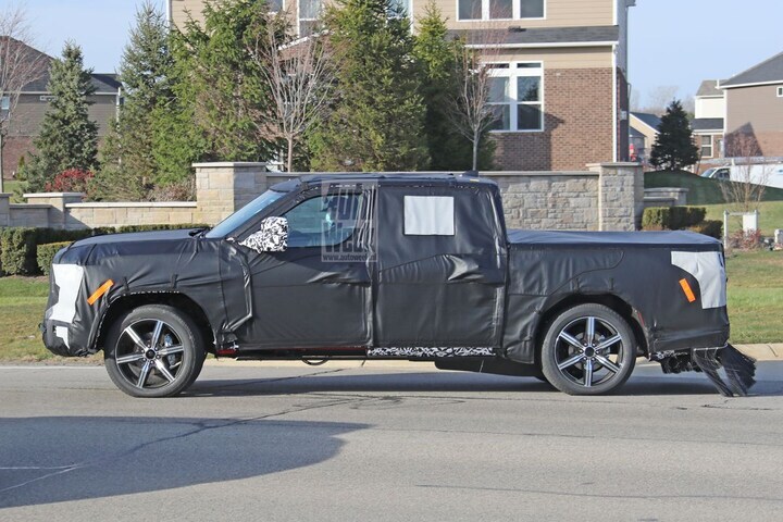 Toyota Tundra spionage