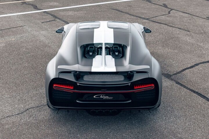 Bugatti Chiron Les Legendes du Ciel