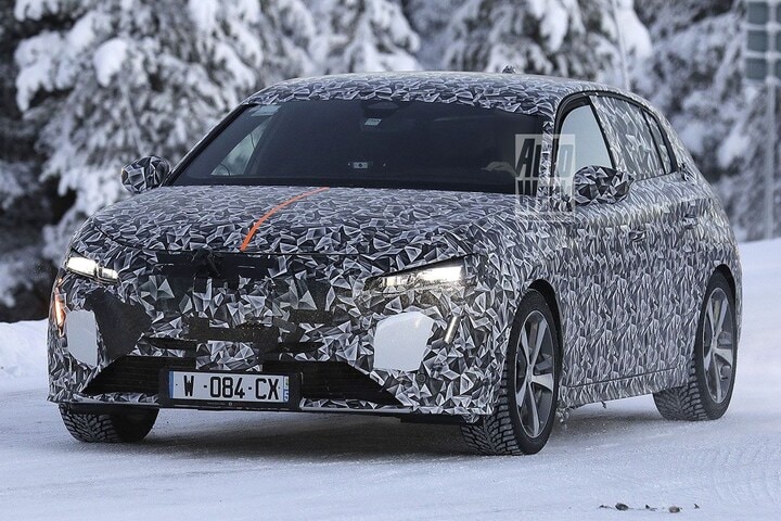 Peugeot 308 spyshots