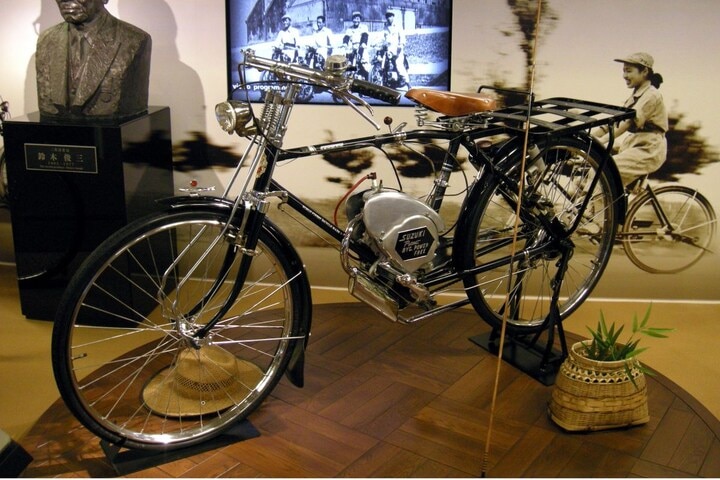 Suzuki 100 jaar
