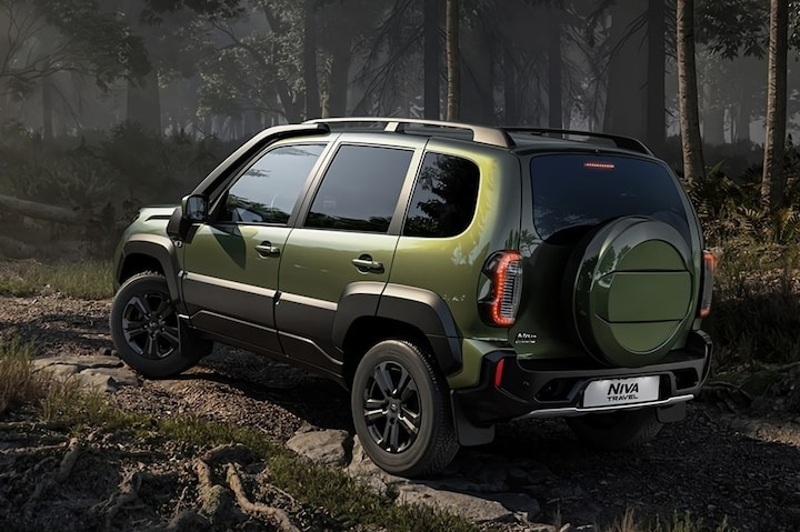 Lada Niva Travel