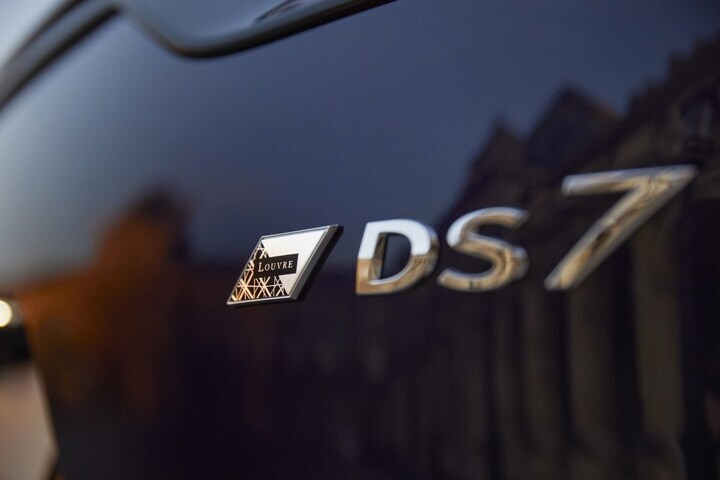 DS 7 Crossback Louvre E-Tense Edition