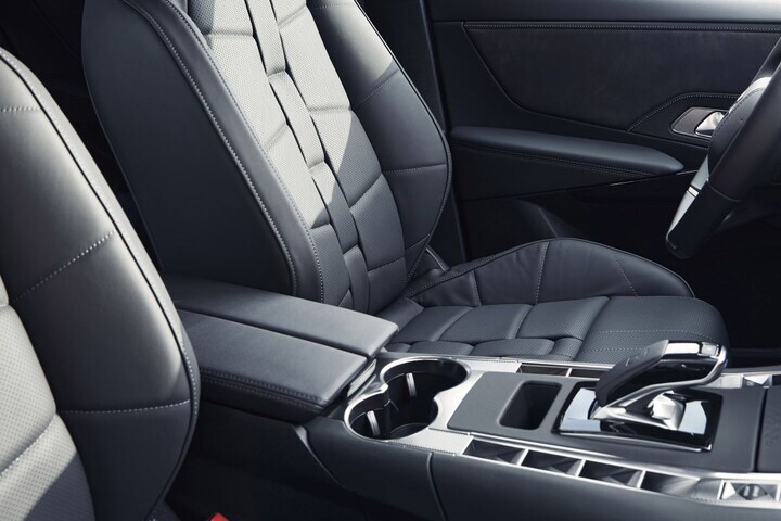 DS 7 Crossback Louvre E-Tense Edition