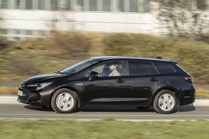 Suzuki Swace