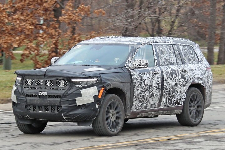 Spyshots Jeep Grand Cherokee