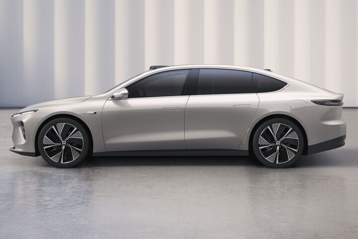 Nio ET7
