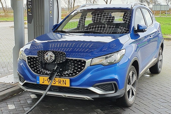 MG ZS EV Bas van Putten