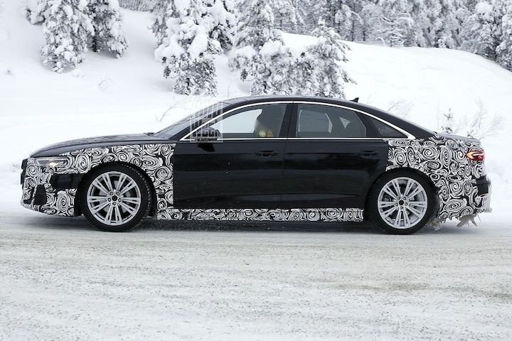Audi A8 facelift spyshots
