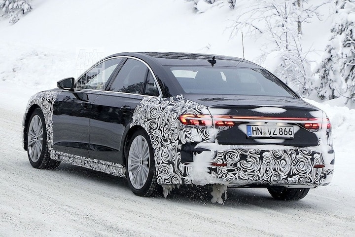 Audi A8 facelift spyshots