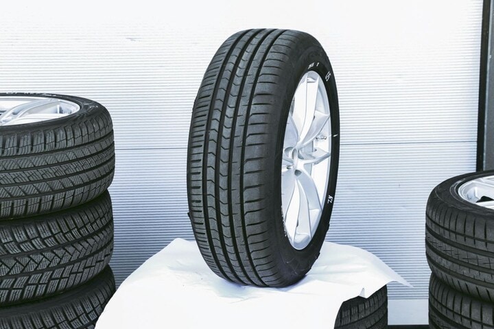 Vredestein Utract Satin 225/55R17