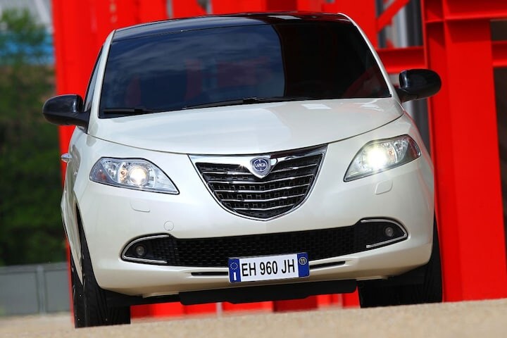 Lancia Ypsilon