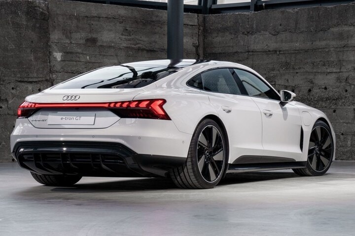Audi E-tron GT