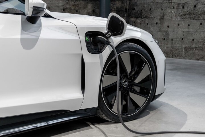 Audi E-tron GT