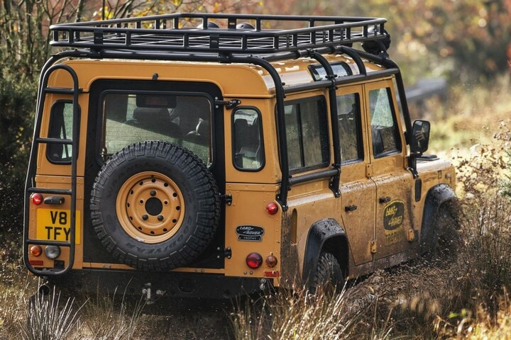 Land Rover Classic Defender Works V8 Trophy