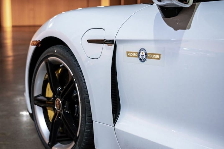 Porsche Taycan