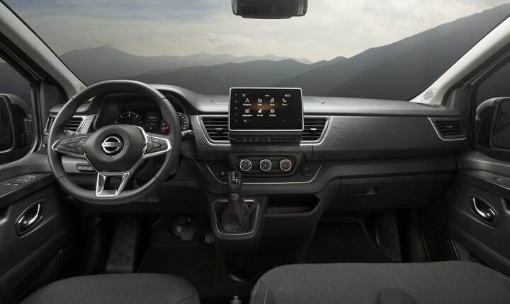 Nissan NV300
