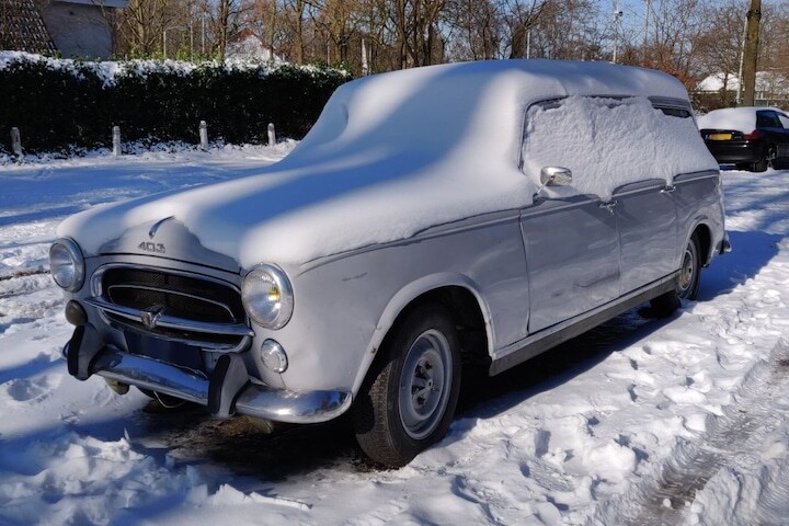 Peugeot 403