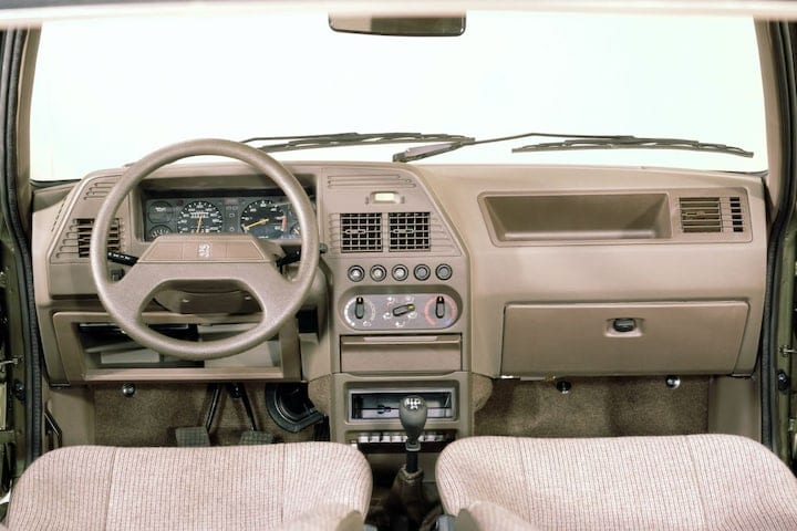 Facelift Friday Peugeot 309