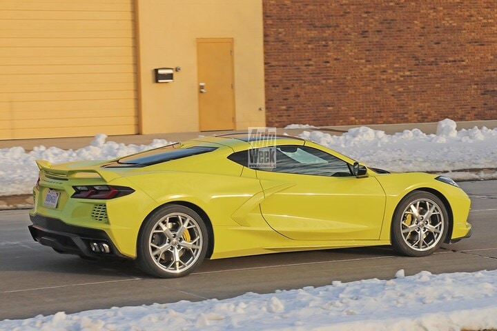 Chevrolet Corvette Stingray Coupé RHD spyshots