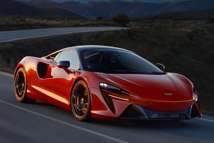 McLaren Artura