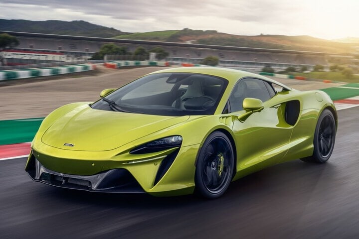 McLaren Artura