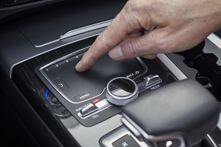 Audi Q7 - Lexus RX 450h