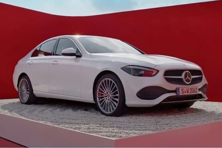 Mercedes-Benz C-klasse gelekt