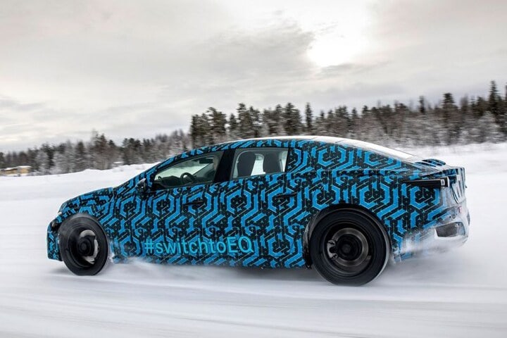 Mercedes-Benz EQS