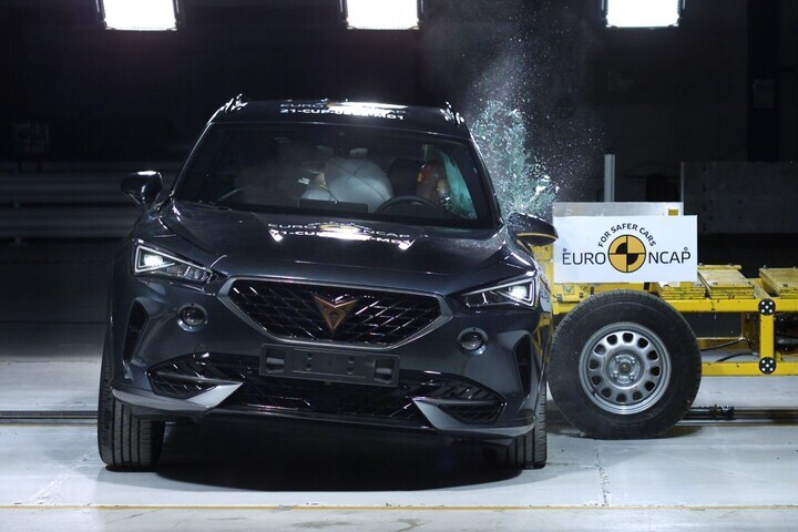 Euro NCAP Cupra Formentor en Polestar 2