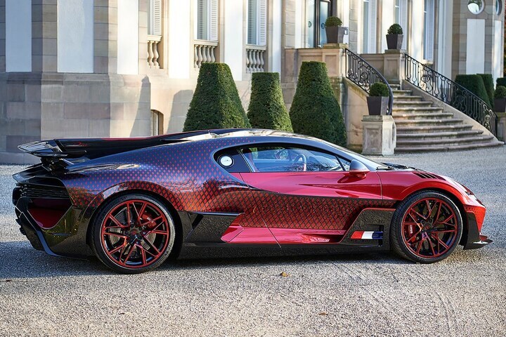 Bugatti Divo Lady Bug