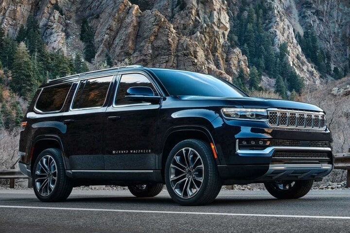 Jeep Grand Wagoneer