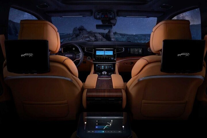 Jeep Grand Wagoneer