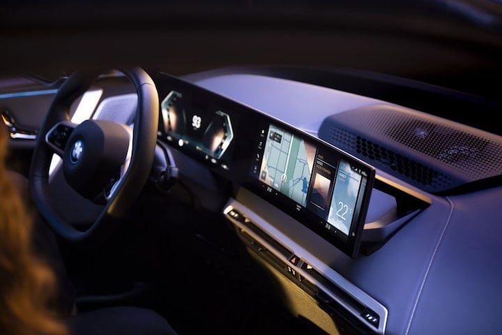 BMW iDrive 2021