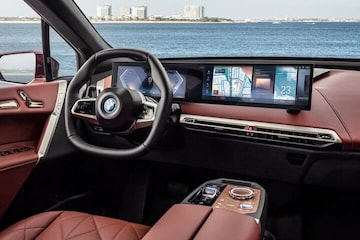 BMW iDrive 2021