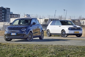 Fiat 500E vs. Honda e