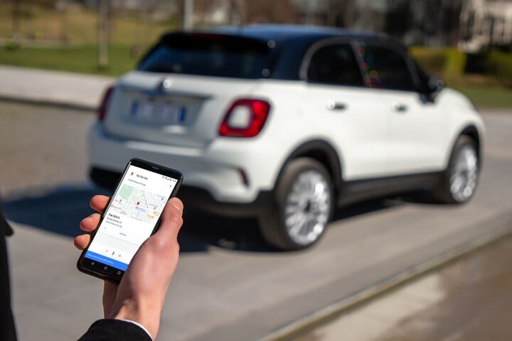 Fiat 500X Hey Google