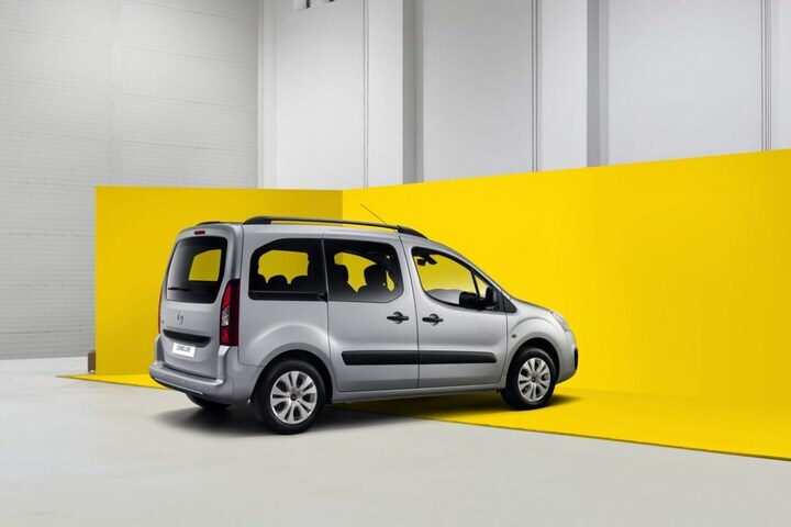 Opel Combo Life Rusland