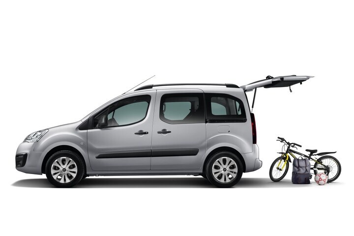 Opel Combo Life Rusland