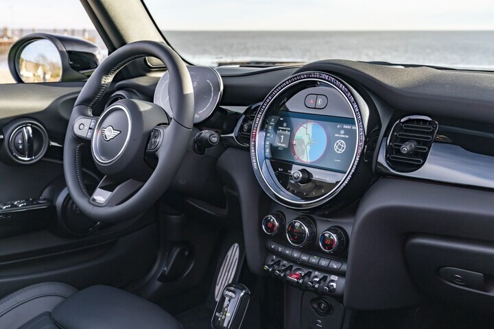 Mini Cabrio JCW