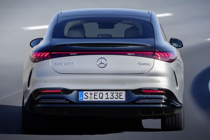 Mercedes-Benz EQS