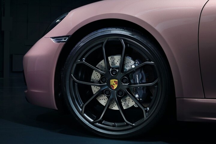 Porsche Boxster Spyder China