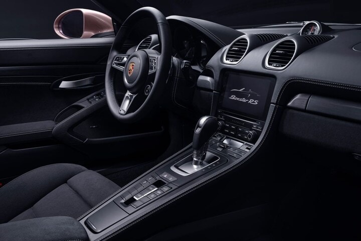 Porsche Boxster Spyder China