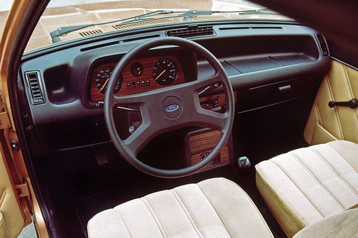 Ford Fiesta MK1 MK2 facelift friday