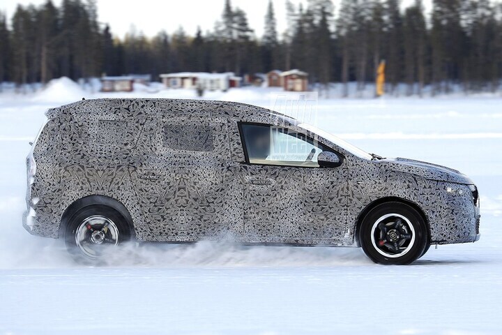 Spyshots Dacia Logan MCV