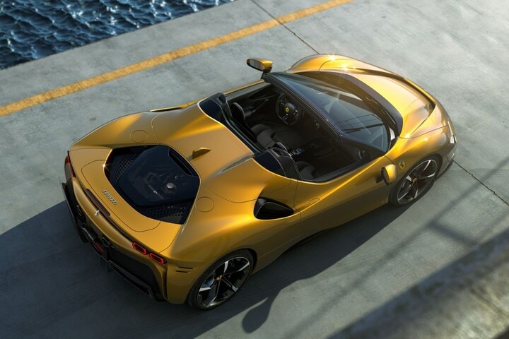 Ferrari SF90 Spider