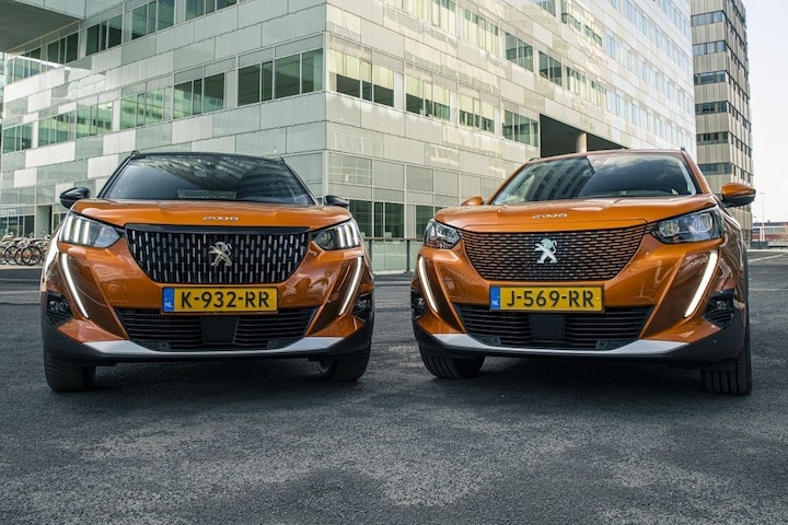 Peugeot 2008 vs. Peugeot e2008