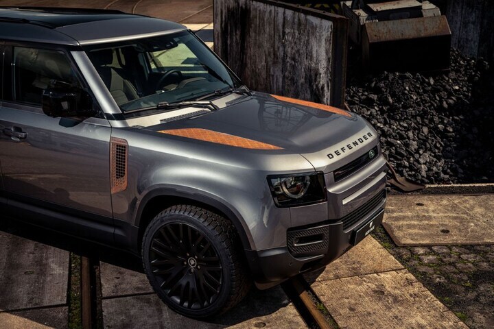 Heritage Customs Land Rover Defender roest