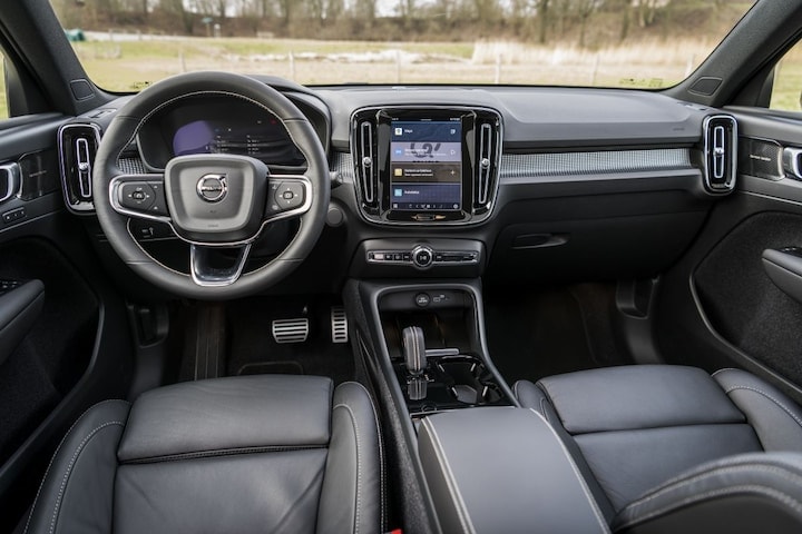 Volvo XC40 P8
