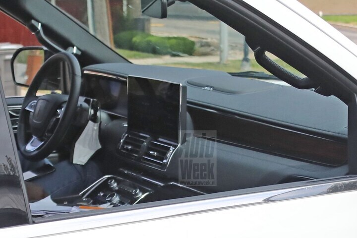 Lincoln Navigator Spyshots